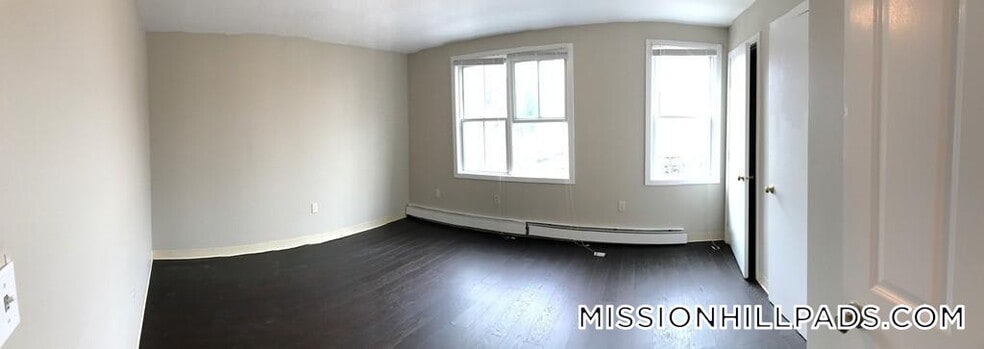 Building Photo - 1440 Tremont St