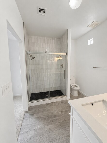 Building Photo - 3221 N 37th St