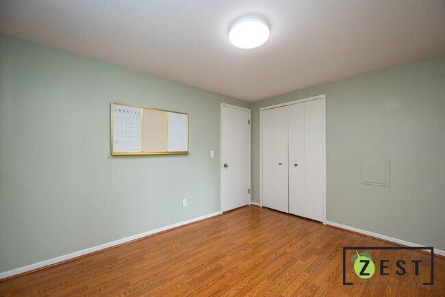 Building Photo - OPEN HOUSE Thursday August 29th 5-6pm