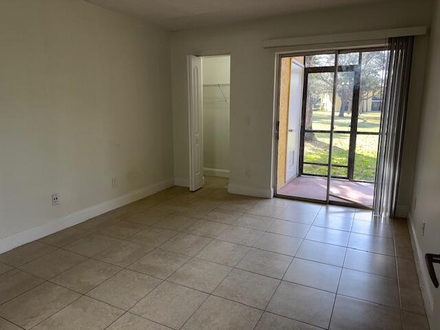 Building Photo - 407 Meadows Cir