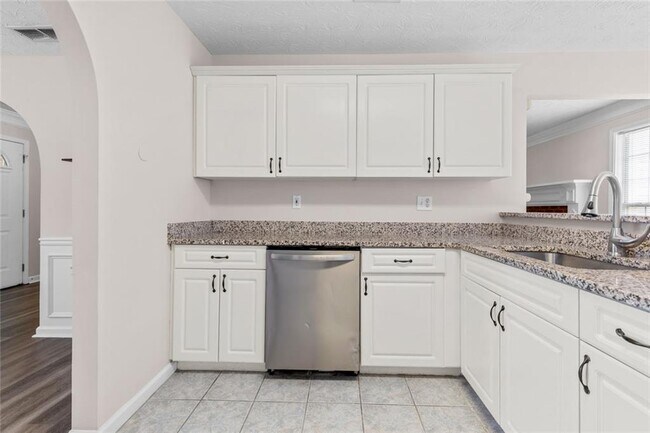 Building Photo - 3854 Wheaton Ct