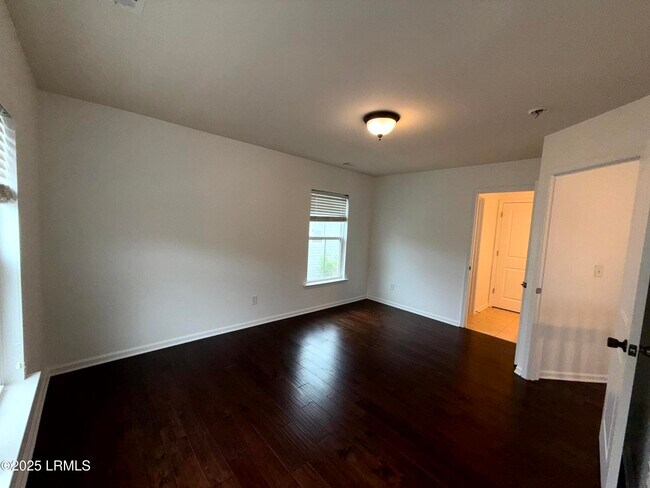 Building Photo - 17 Riversbridge Ct