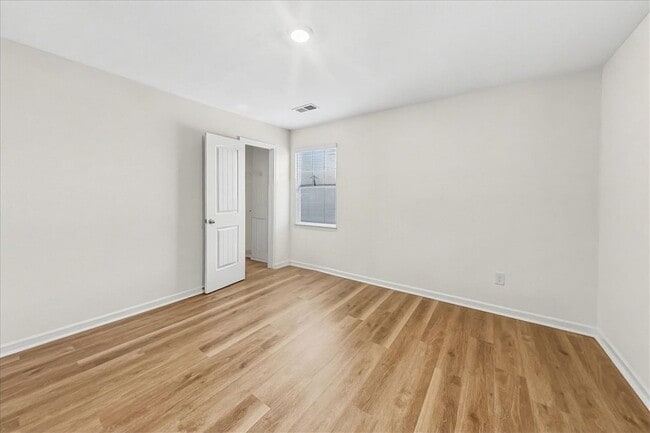 Building Photo - 6045 Mason Tucker Dr