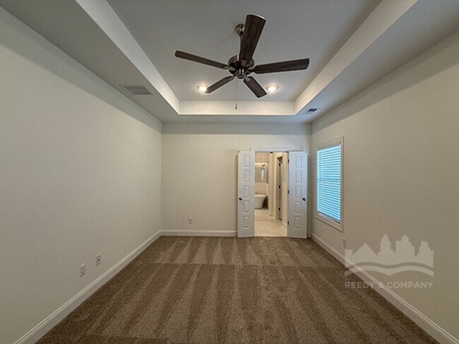 Building Photo - 5308 Aylesbury Ln