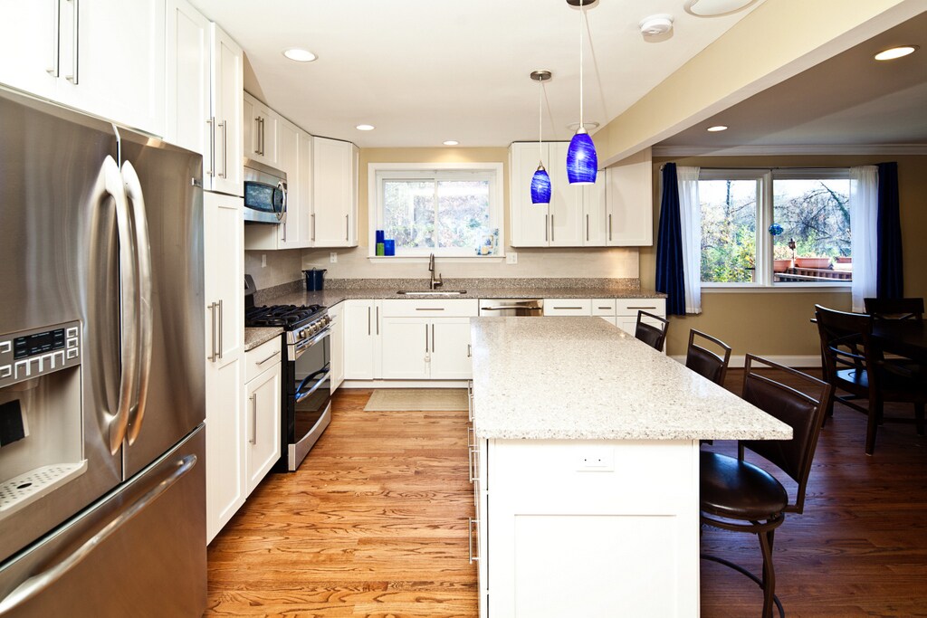 Kitchen - 6811 Lemon Rd