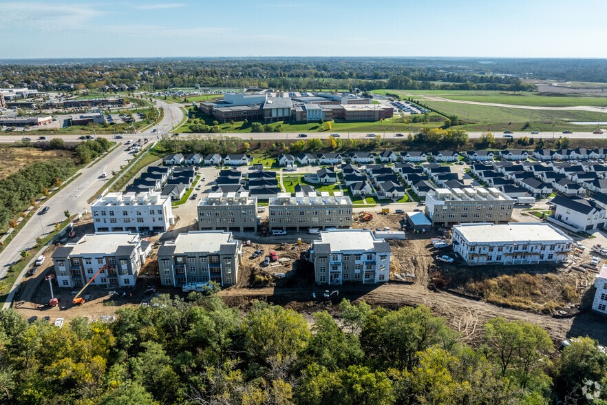 Building Photo - Aerie Blue Sage