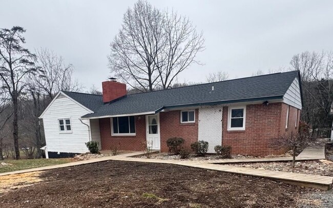 Building Photo - 5327 Lee Hwy