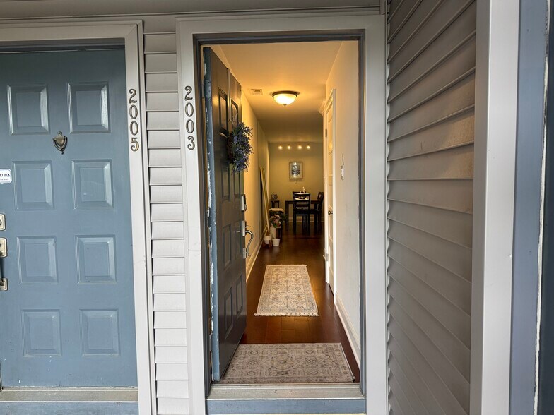 Building Photo - 2003 The Woods II