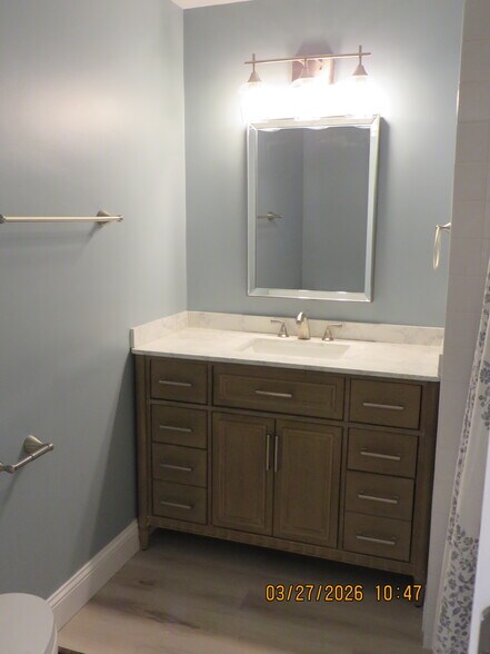 Building Photo - 1348 W 550 S