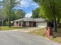 Building Photo - 3007 Pine Lake Ct