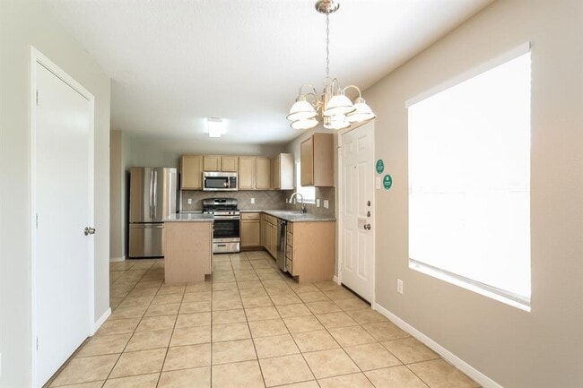 Building Photo - 20802 Fox Swift Ct