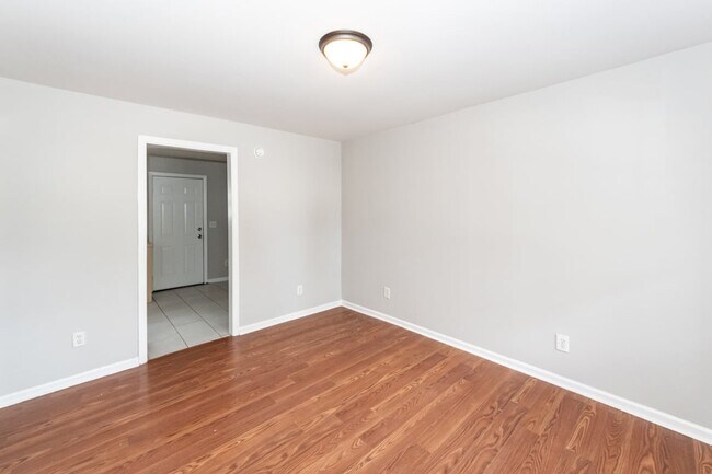 Building Photo - 2107 Rondo St
