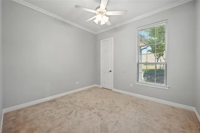 Building Photo - 959 Roxbury Way