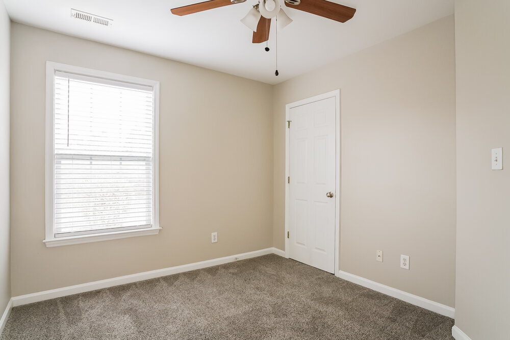 Building Photo - 320 Jewel Haven Way