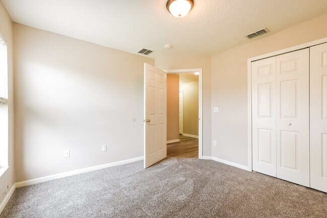 Building Photo - 2856 Snowy Owl Ct