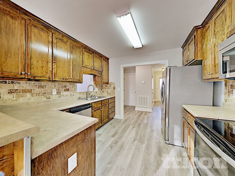 Building Photo - 1322 Sasswood Ln