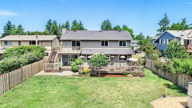 Building Photo - Beautiful 4 bedroom home in NE Tacoma!