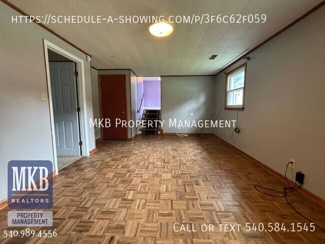 Building Photo - 3158 Galloway Dr
