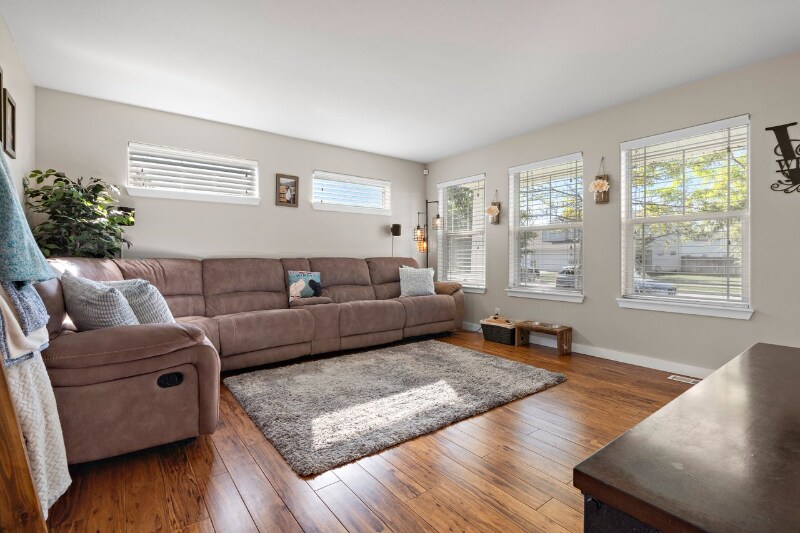 Building Photo - 2687 W Apperson Dr