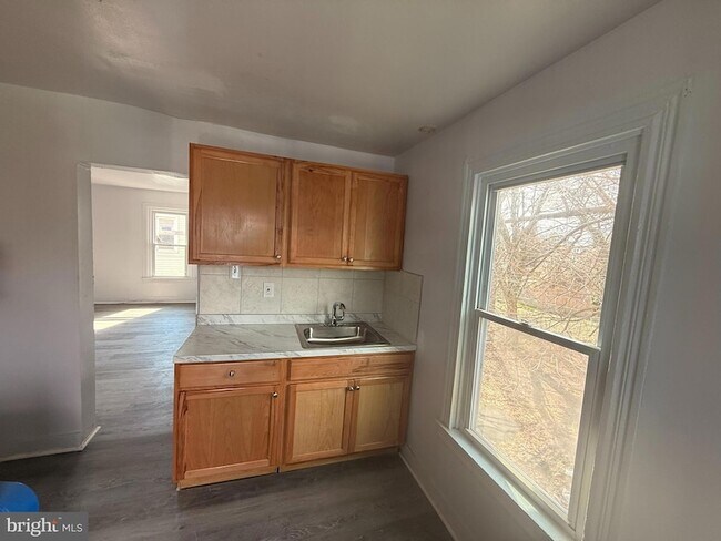 Building Photo - 88 W Pitman St