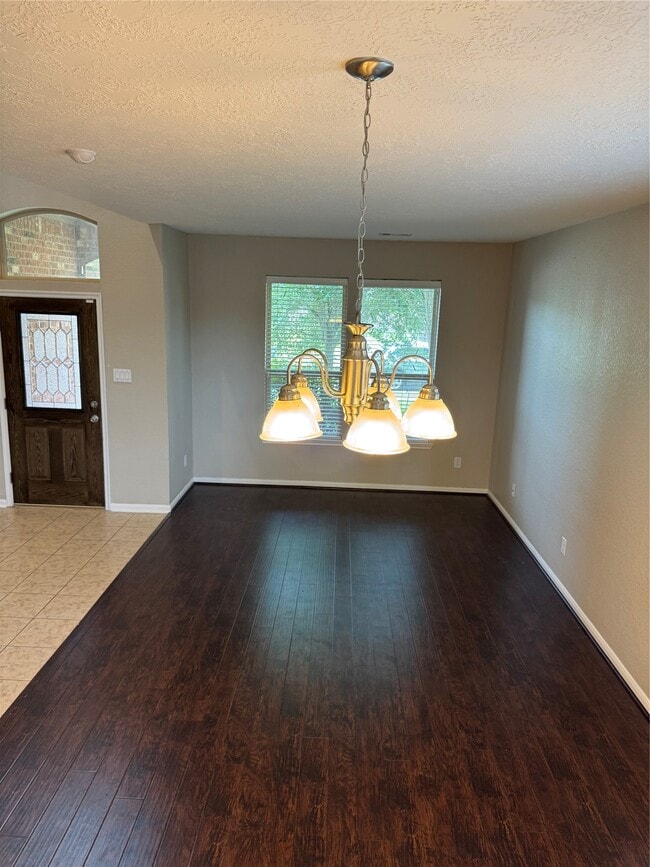 Building Photo - 28639 Cranford Sage Ln