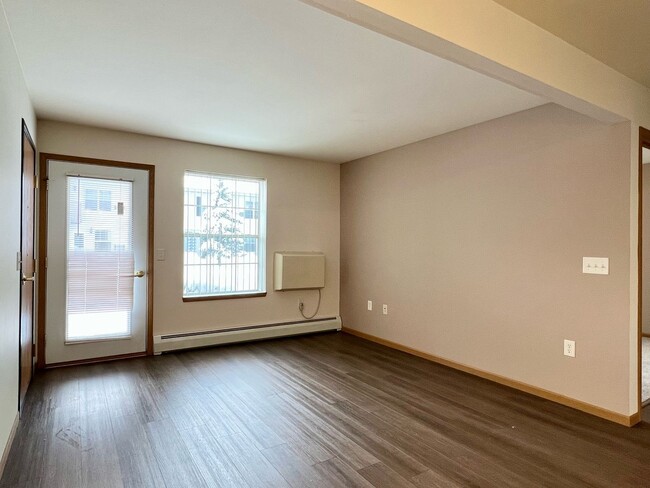 Interior Photo - River View Apartments