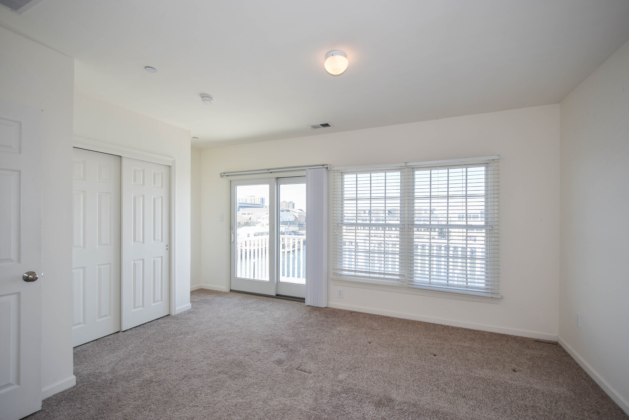 Building Photo - 67 Chelsea Ct