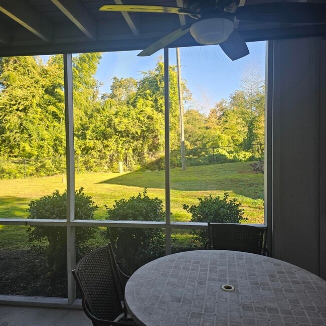 Building Photo - 321 Laurens St SW