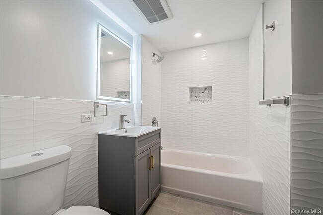 Building Photo - 43-34 53rd St