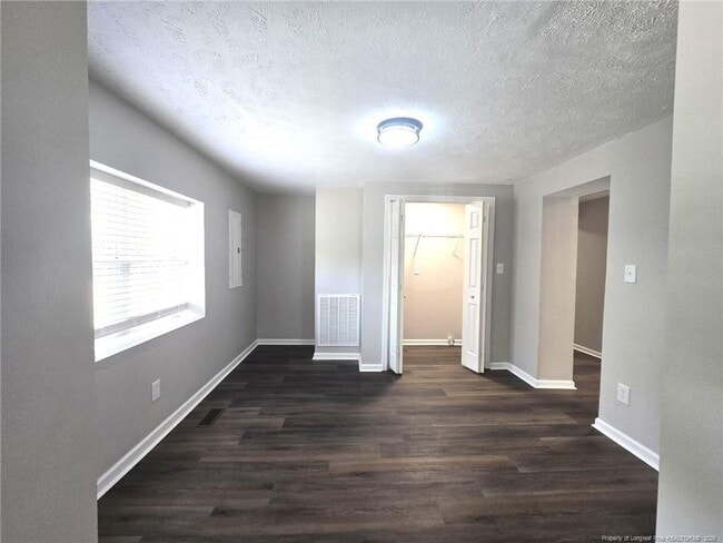 Building Photo - 874 W Orange St