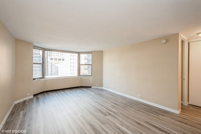 Building Photo - 535 N Michigan Ave
