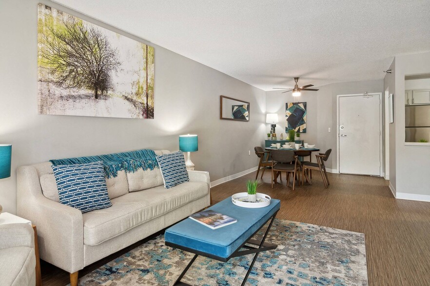 Interior Photo - Twelve 501 Apartments