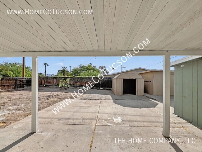 Building Photo - 2548 E Glenn St