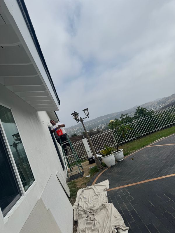 Building Photo - 903 Regal Canyon Dr