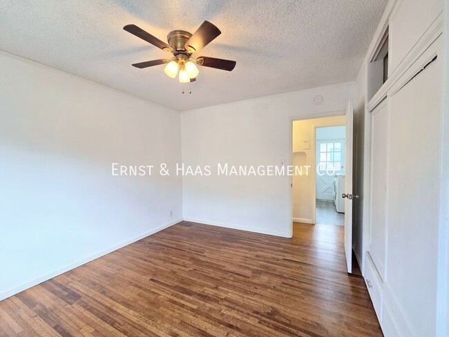 Building Photo - 1067 Ximeno Ave