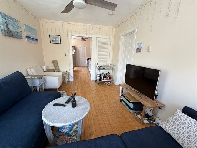 Building Photo - 140 Prince St