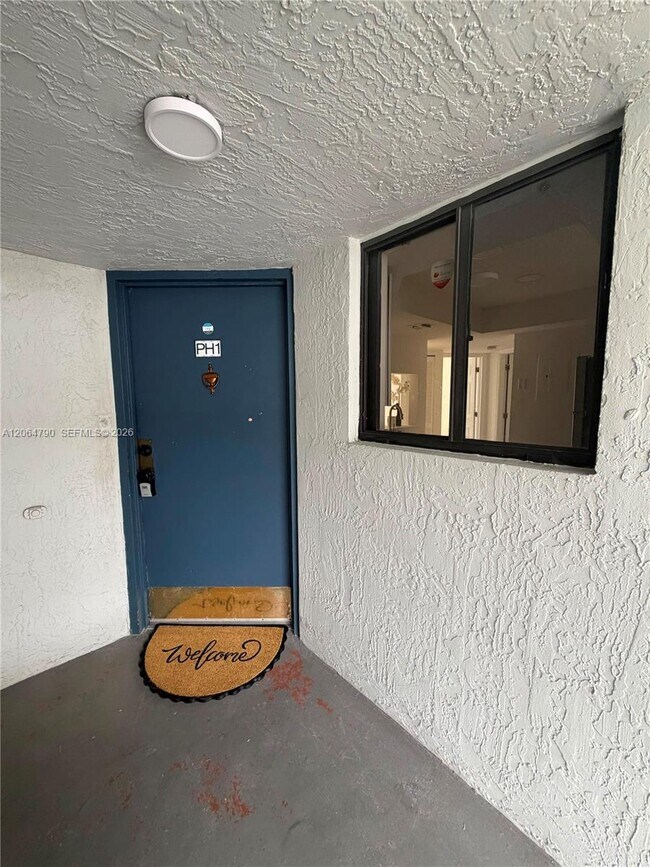 Building Photo - 8305 SW 152nd Ave
