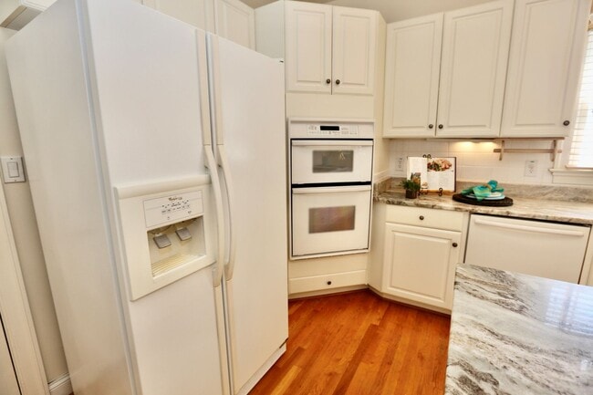 Building Photo - 4-Bedroom Church Point Home Available 08-07-26! Attached Garage - Downstairs Primary Suite - Pet-...
