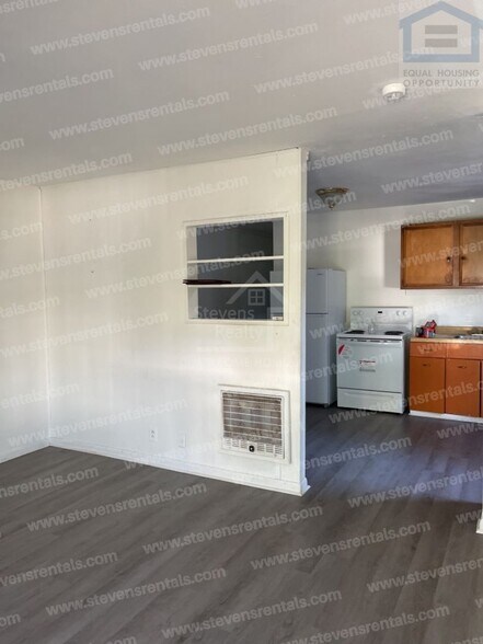 Building Photo - 3518 Ohls Ave