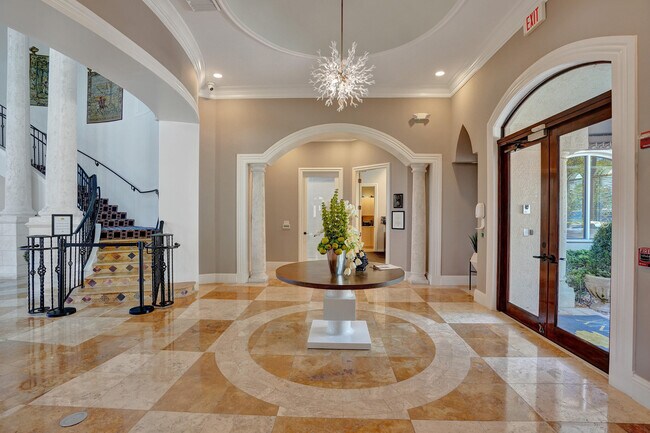 Building Photo - 2113 Tuscany Way