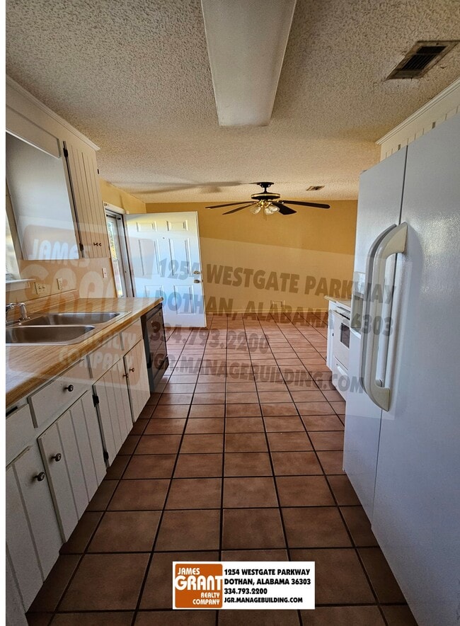 Building Photo - 3178 Denton Rd