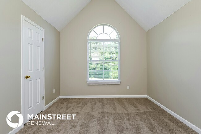 Building Photo - 5587 Orchard Rd