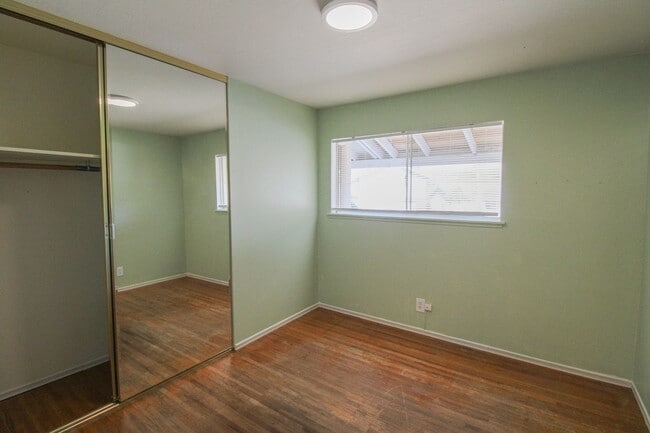 Building Photo - 4 Bedroom House with Large Backyard Near Cal Poly