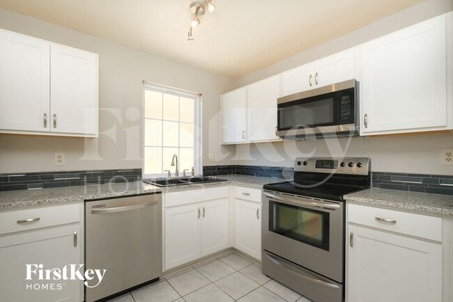 Building Photo - 8604 Knob Hill Ct