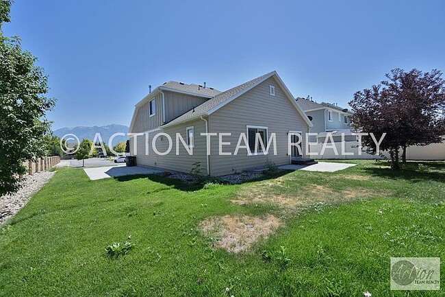 Building Photo - 11166 Del Andrae Ln