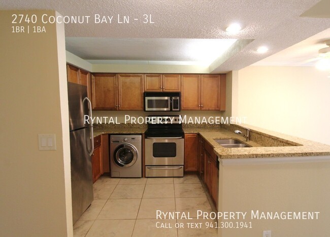 Building Photo - Cozy 1/1 Condo Near Downtown SRQ!