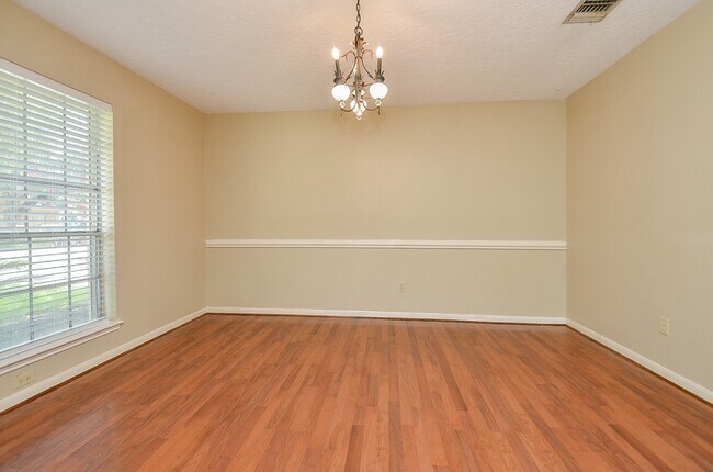 Building Photo - 2554 Hodges Bend Cir