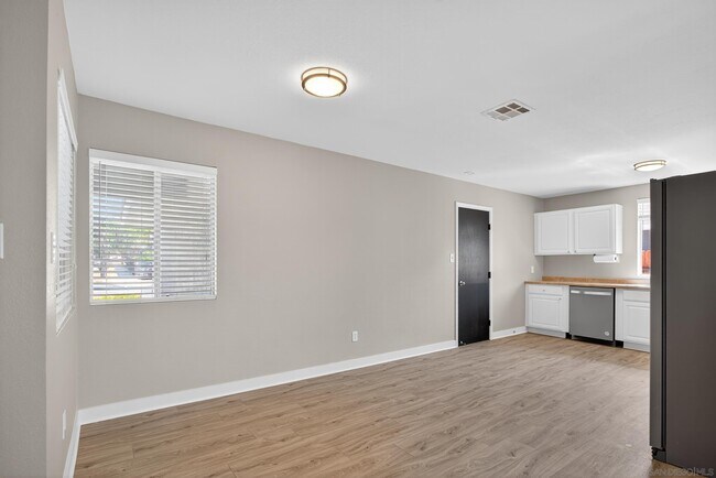 Building Photo - 3907 Genine Dr