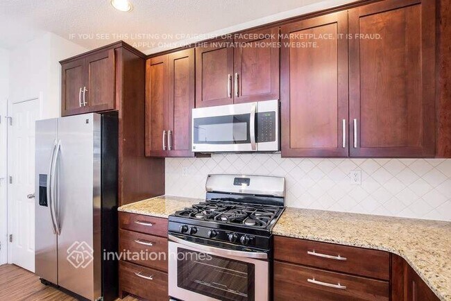 Building Photo - 9220 Meadowmont View Dr