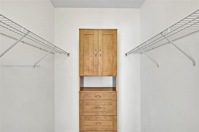 Building Photo - 4425 Hidden Harbour Terrace